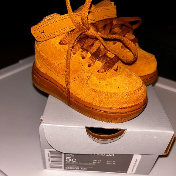 Nike - AF1 - Air Force 1 - Mid - Wheat Suede - Gum Bottom - 5c - Picture 2 of 5
